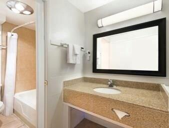 Travelodge By Wyndham Las Vegas Nm Экстерьер фото